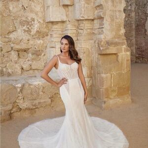 Casa Blanca Perla Wedding dress